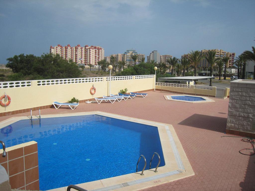 Apartamentos Turisticos Puerto Tomas Maestre La Manga del Mar Menor Kamer foto
