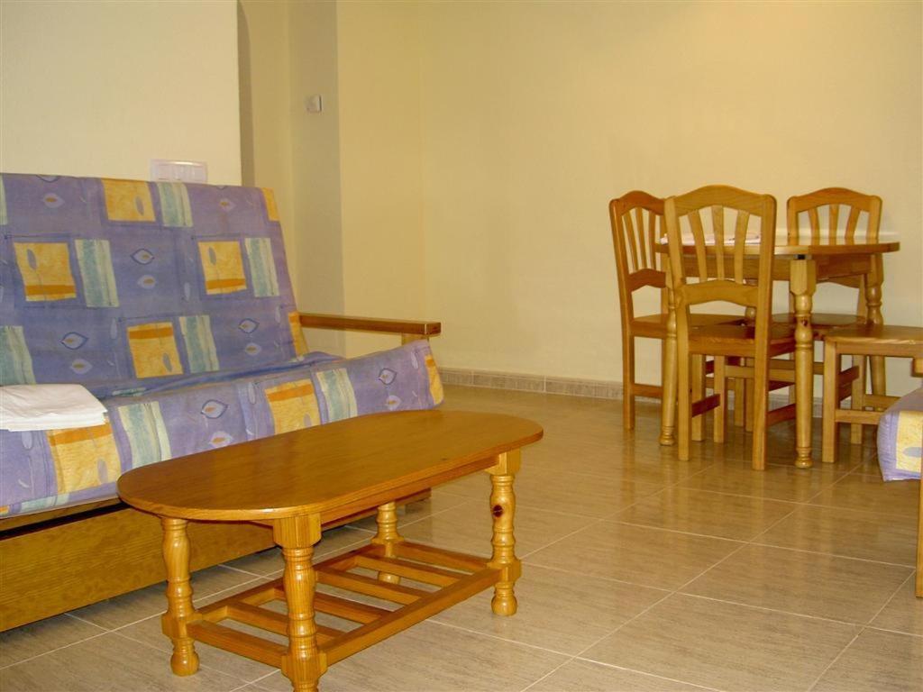 Apartamentos Turisticos Puerto Tomas Maestre La Manga del Mar Menor Buitenkant foto