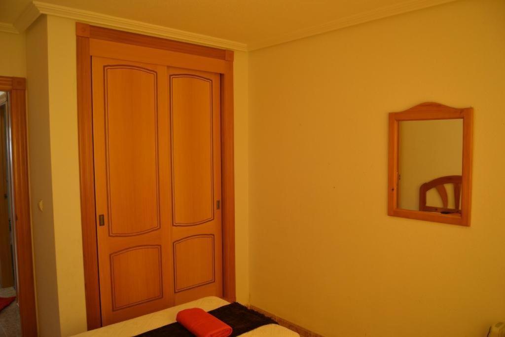Apartamentos Turisticos Puerto Tomas Maestre La Manga del Mar Menor Kamer foto