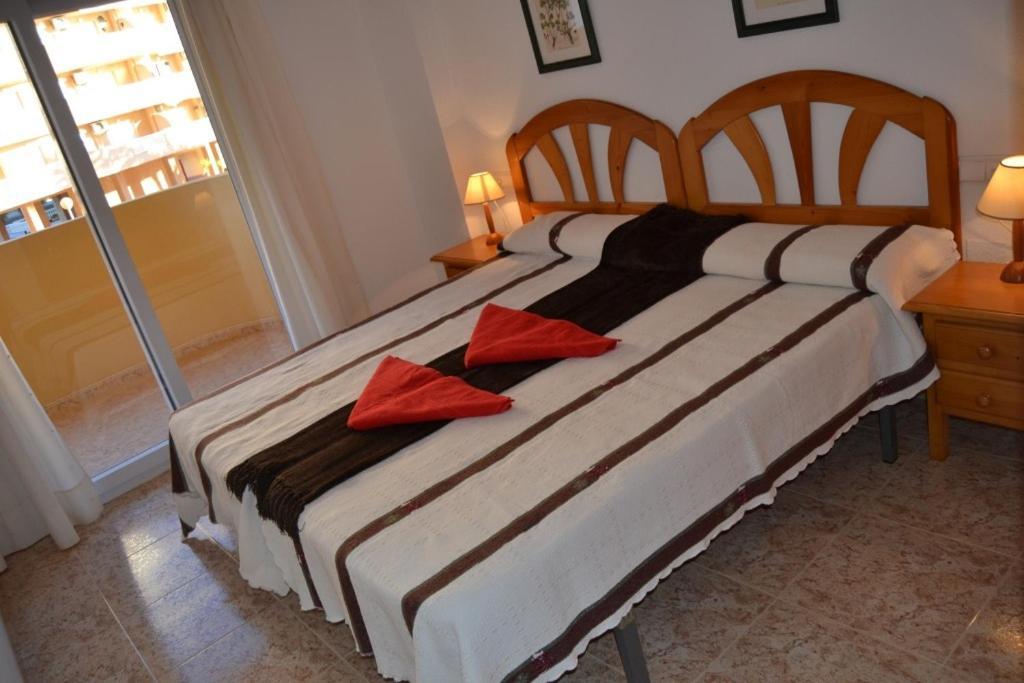 Apartamentos Turisticos Puerto Tomas Maestre La Manga del Mar Menor Kamer foto